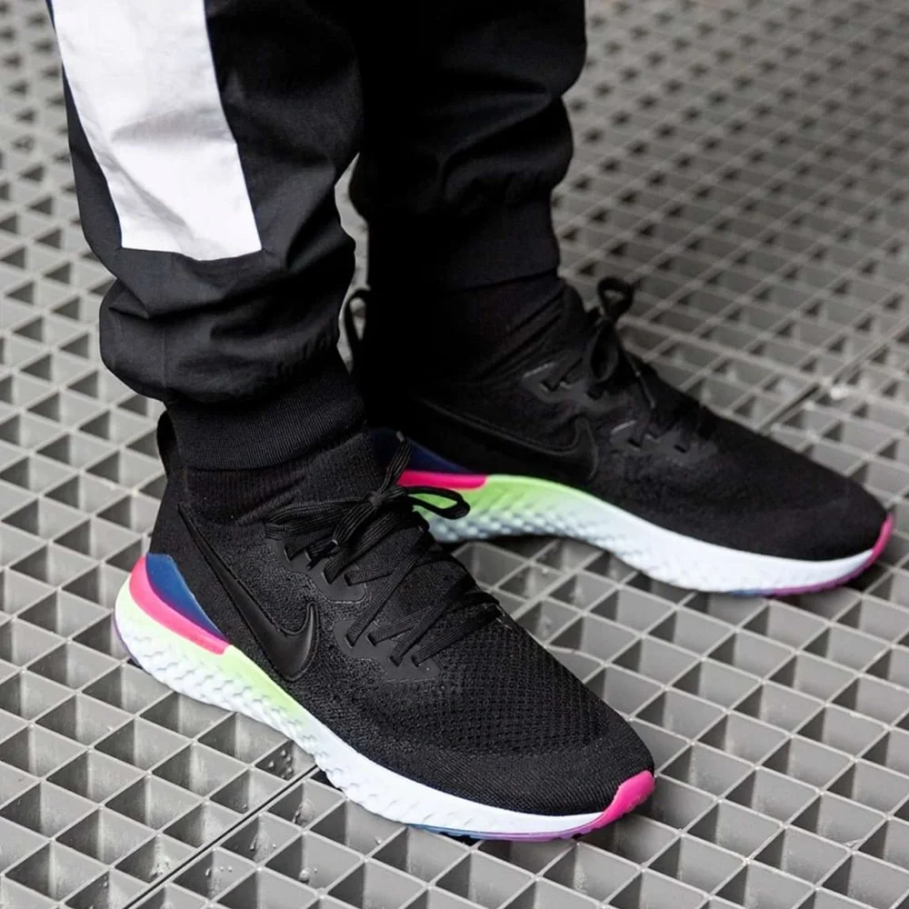 Nike mens Running Shoes